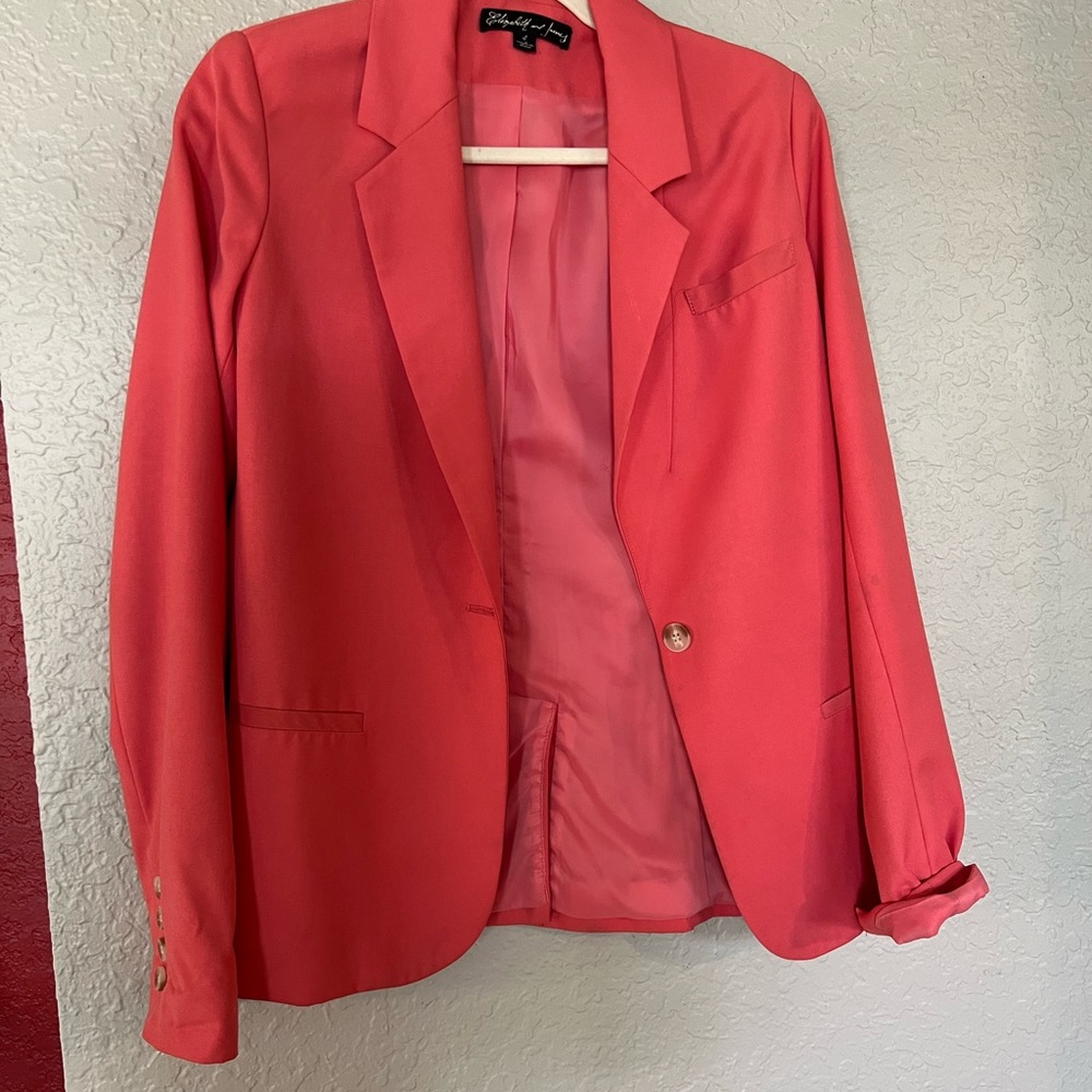 Elizabeth and James light salmon color blazer size 4